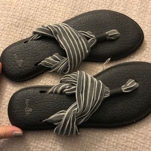 Sanuk Yoga Mat Shoes